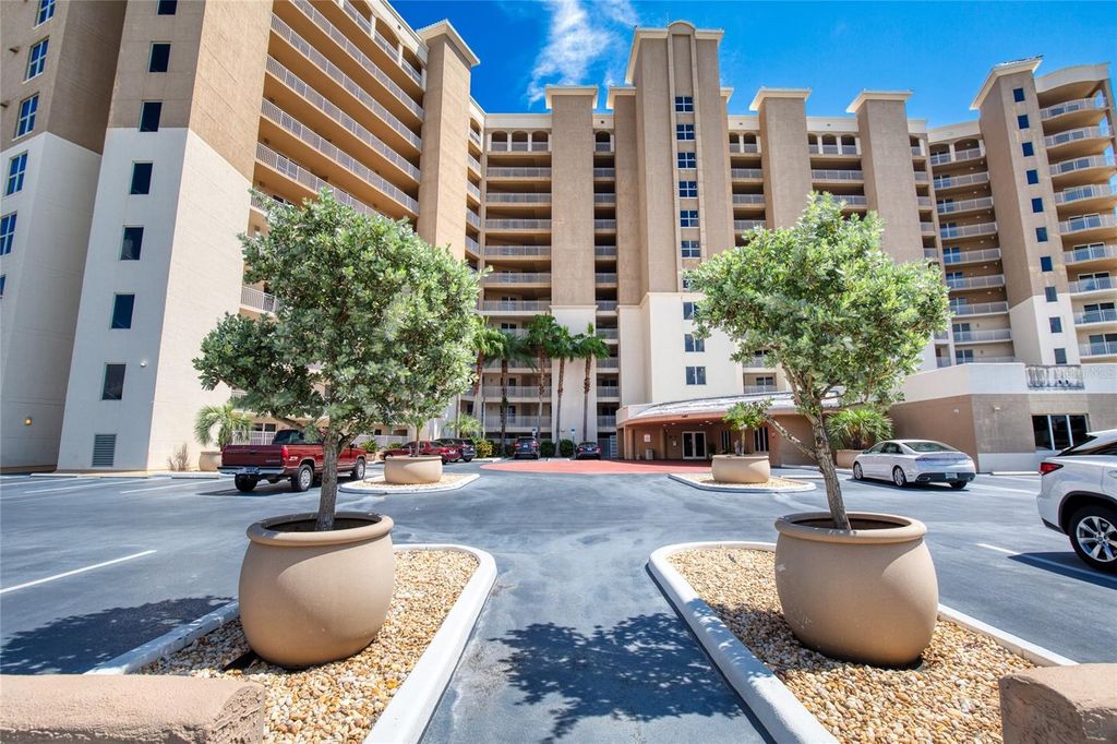 Image 6 of property listing at 2403 S ATLANTIC AVENUE 808, Daytona Beach, FL 32118