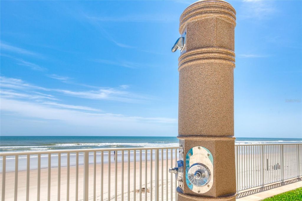 Image 61 of property listing at 2403 S ATLANTIC AVENUE 808, Daytona Beach, FL 32118