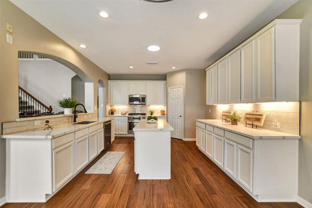 810 Almond Pointe, League City, TX 77573