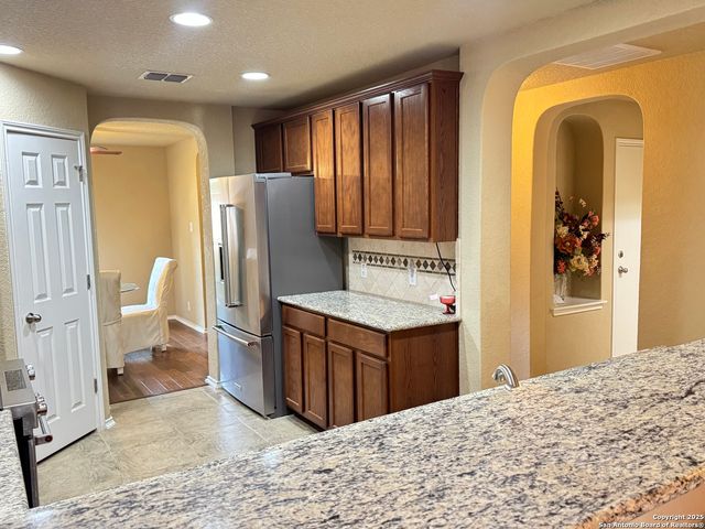 9714 Shetland Pass, Converse, TX 78109