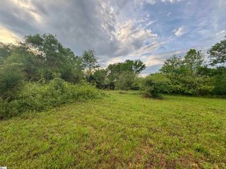 237A Places Drive, Gray Court, SC 29645
