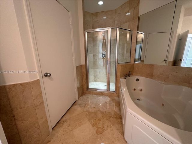 808 Brickell Key Dr 3608, Miami, FL 33131