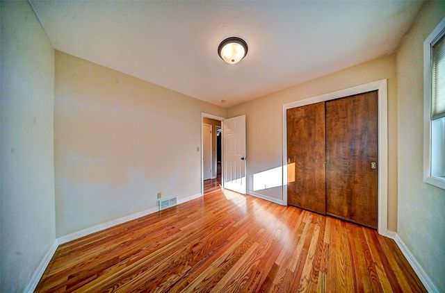 2401 Victoria Drive SW, Cedar Rapids, IA 52404