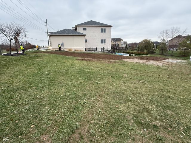 3747 W 121st Street, Zionsville, IN 46077