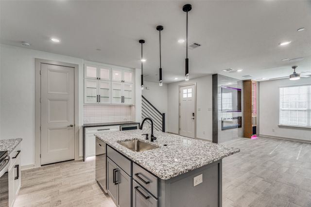 1652 Jessica Drive, Allen, TX 75002