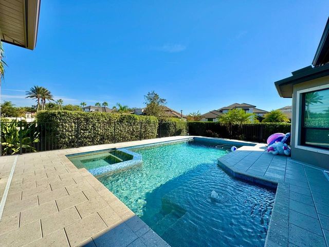 10605 SABELLA DRIVE, Trinity, FL 34655