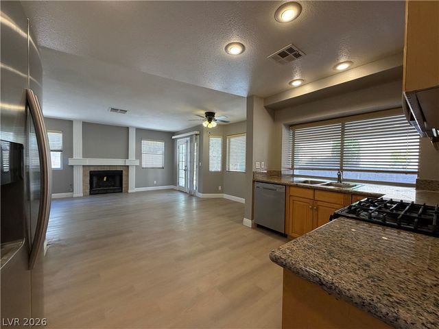 3045 Marsh Court, Las Vegas, NV 89128