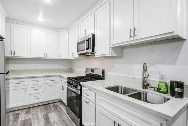 8426 Greenpoint, Riverside, CA 92503