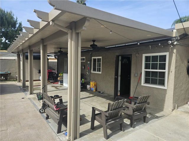 8426 Greenpoint, Riverside, CA 92503