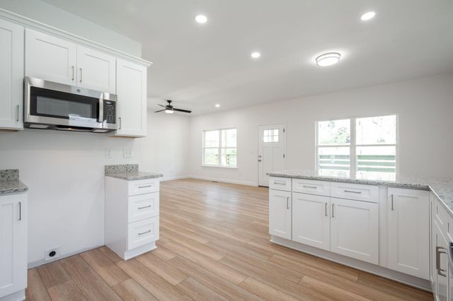 1000 Belmeade Avenue, Chattanooga, TN 37411