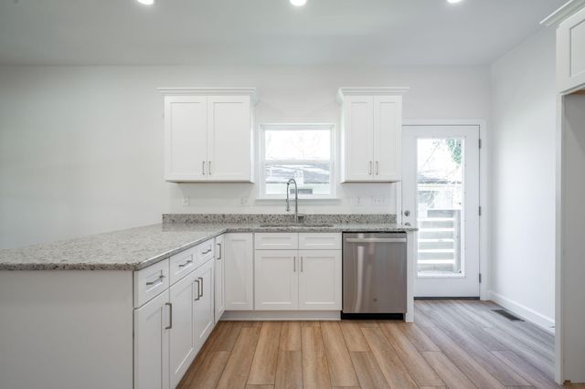 1000 Belmeade Avenue, Chattanooga, TN 37411