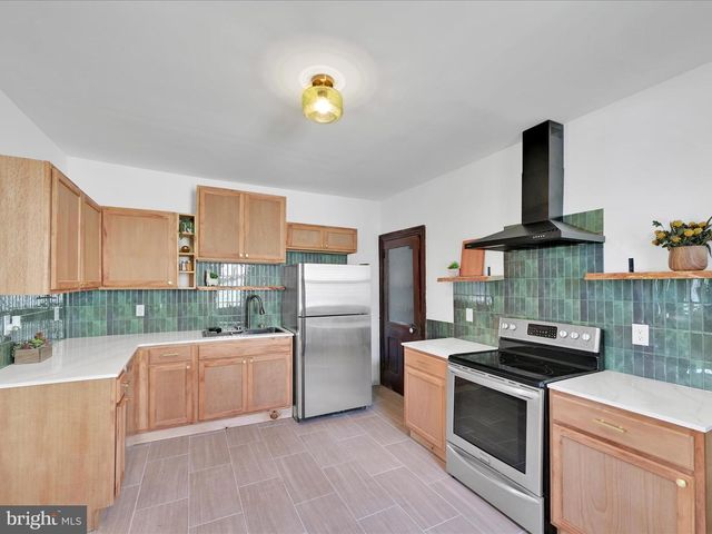 221 ORCHARD ST, Auburn, PA 17922