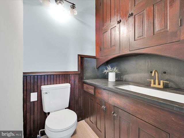 221 ORCHARD ST, Auburn, PA 17922