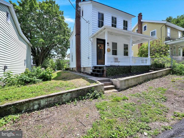 221 ORCHARD ST, Auburn, PA 17922