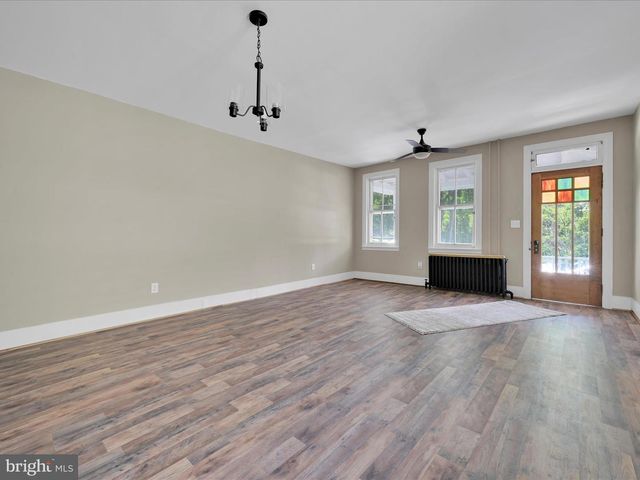 221 ORCHARD ST, Auburn, PA 17922