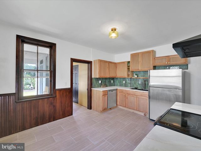 221 ORCHARD ST, Auburn, PA 17922