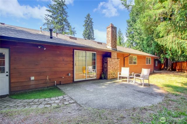 2438 Tyndell Circle SW, Tumwater, WA 98512