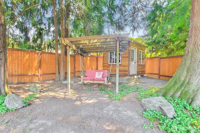 2438 Tyndell Circle SW, Tumwater, WA 98512