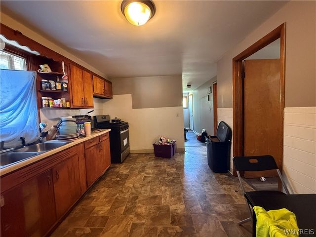 76 Sattler Avenue, Buffalo, NY 14211