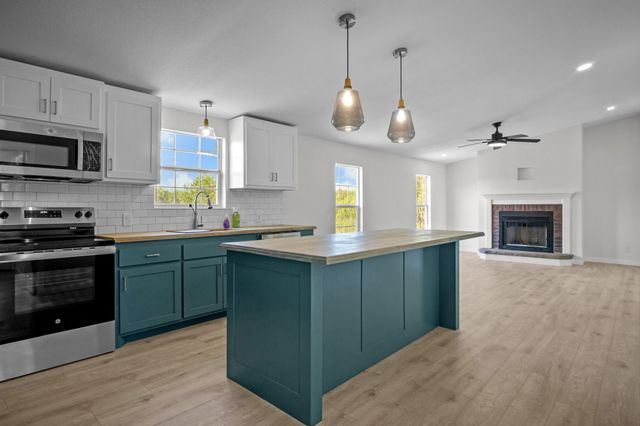 3426 Cedar Drive, Granbury, TX 76048