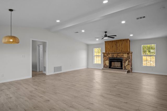 3426 Cedar Drive, Granbury, TX 76048