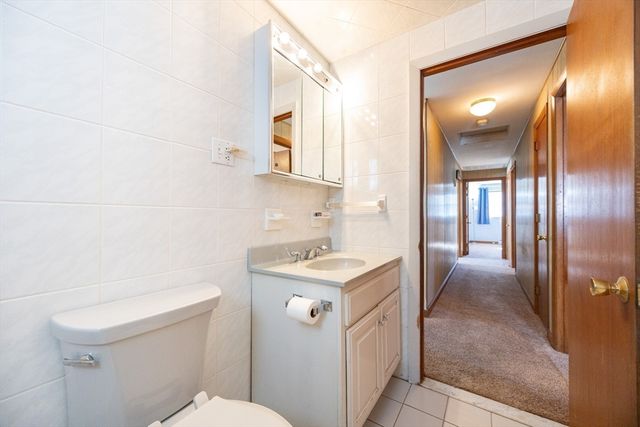 11 Lorraine Ter, Arlington, MA 02474