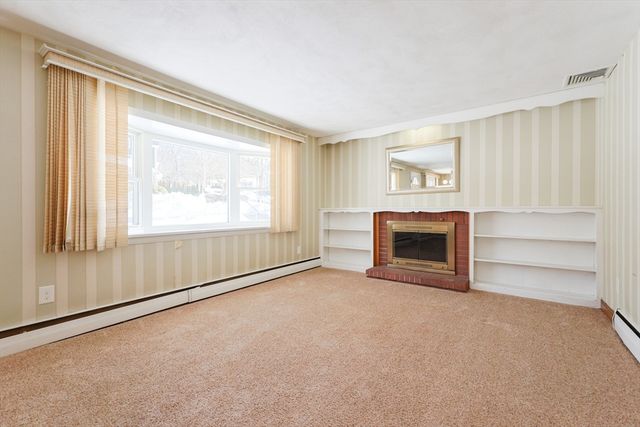 11 Lorraine Ter, Arlington, MA 02474