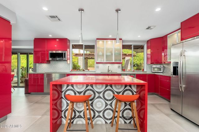 13208 N Hayden Road, Scottsdale, AZ 85260