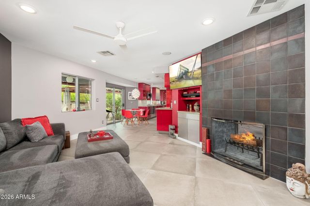 13208 N Hayden Road, Scottsdale, AZ 85260