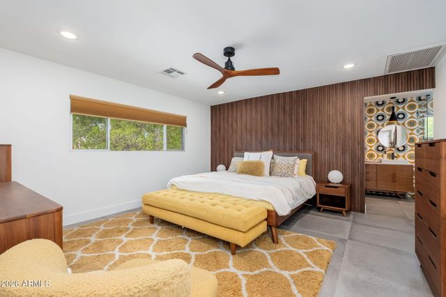 13208 N Hayden Road, Scottsdale, AZ 85260