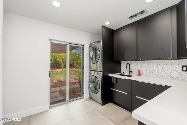 13208 N Hayden Road, Scottsdale, AZ 85260