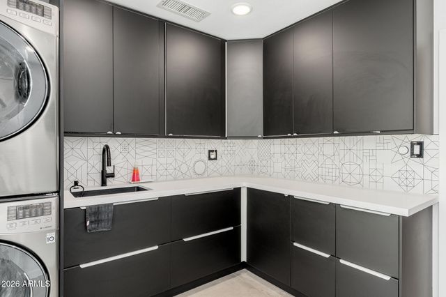 13208 N Hayden Road, Scottsdale, AZ 85260