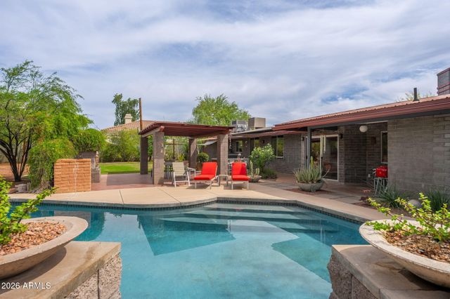 13208 N Hayden Road, Scottsdale, AZ 85260