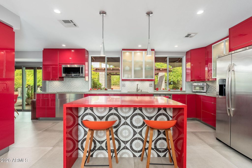 Image 15 of property listing at 13208 N Hayden Road, Scottsdale, AZ 85260