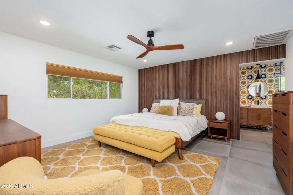 Image 31 of property listing at 13208 N Hayden Road, Scottsdale, AZ 85260