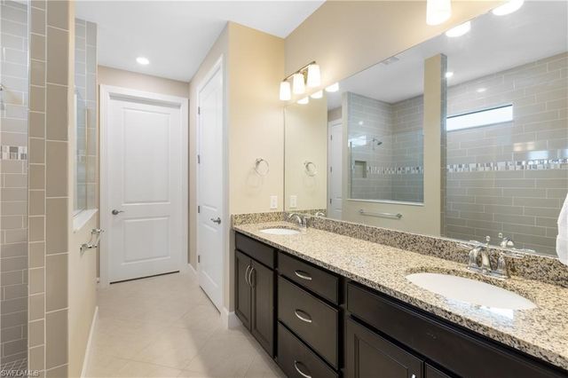7700 Winding Cypress DR, Naples, FL 34114