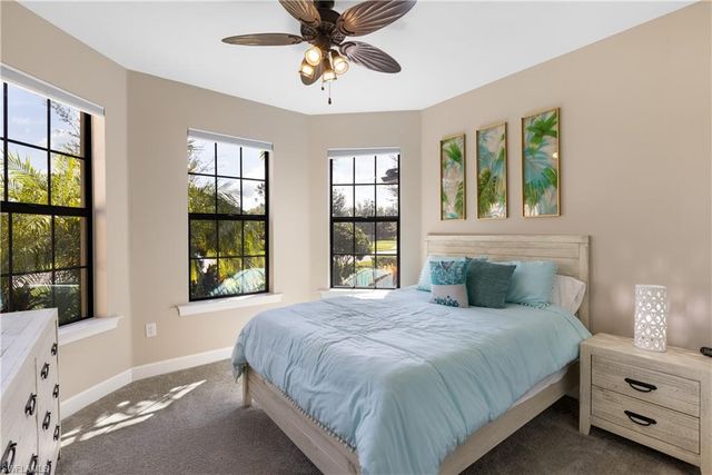 7700 Winding Cypress DR, Naples, FL 34114