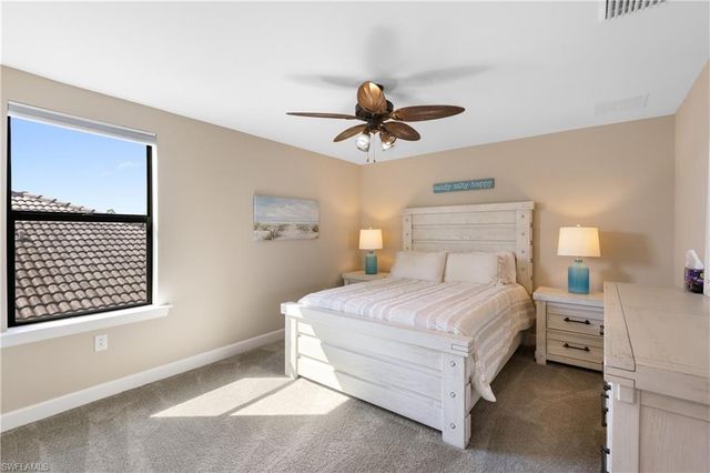 7700 Winding Cypress DR, Naples, FL 34114