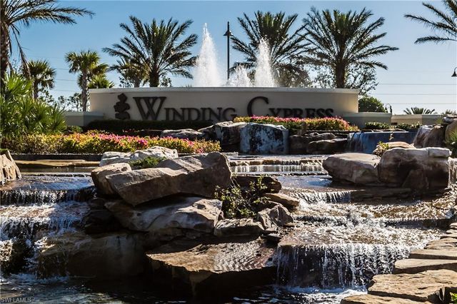 7700 Winding Cypress DR, Naples, FL 34114