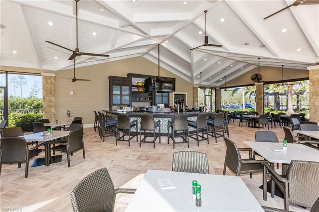 7700 Winding Cypress DR, Naples, FL 34114