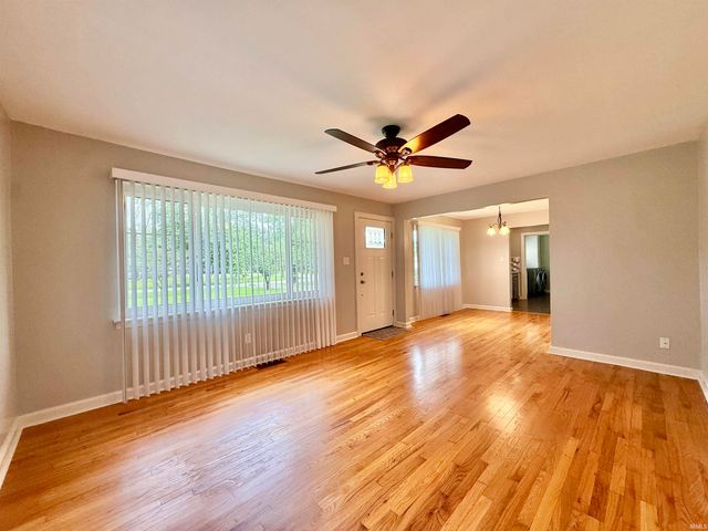 3100 Lake Drive, Evansville, IN 47711