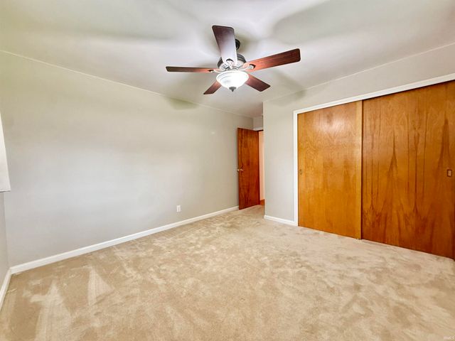 3100 Lake Drive, Evansville, IN 47711