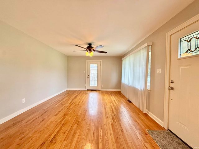 3100 Lake Drive, Evansville, IN 47711