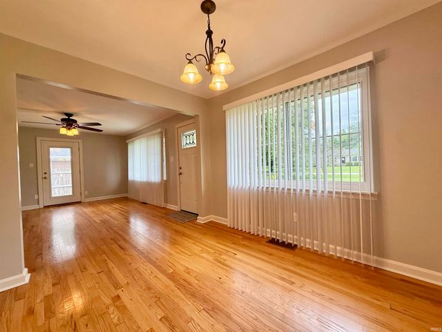 3100 Lake Drive, Evansville, IN 47711
