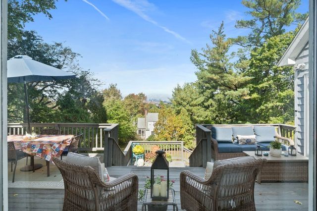 67 Summit Ave, Quincy, MA 02170