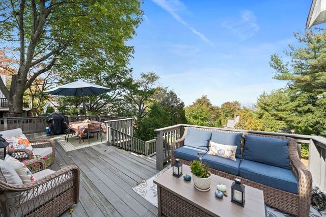 67 Summit Ave, Quincy, MA 02170