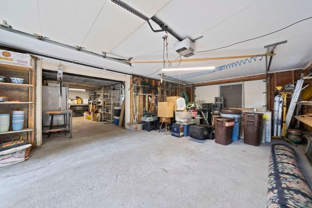 67 Summit Ave, Quincy, MA 02170