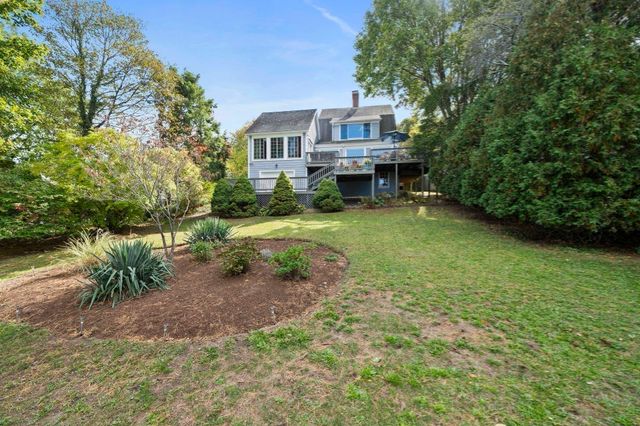 67 Summit Ave, Quincy, MA 02170