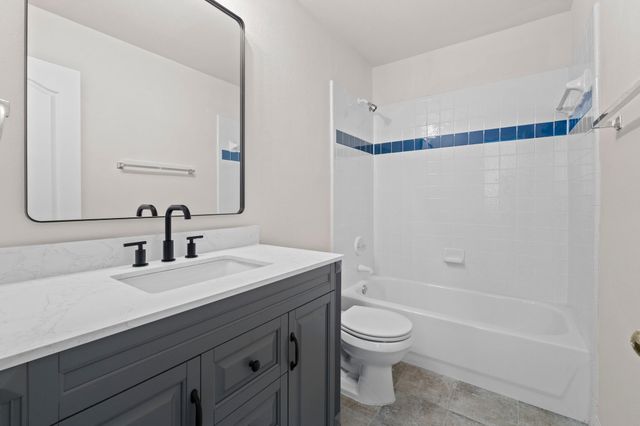 6 Muirfield Greens CV, Lakeway, TX 78738
