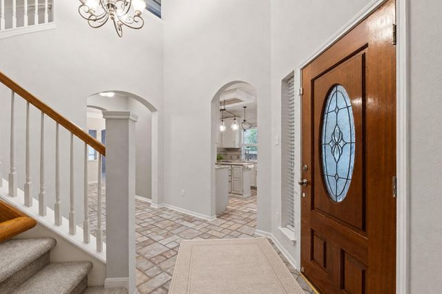 6 Muirfield Greens CV, Lakeway, TX 78738